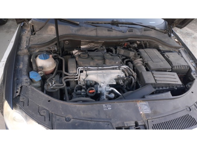 FARO ANTINIEBLA DERECHO VOLKSWAGEN PASSAT 2007