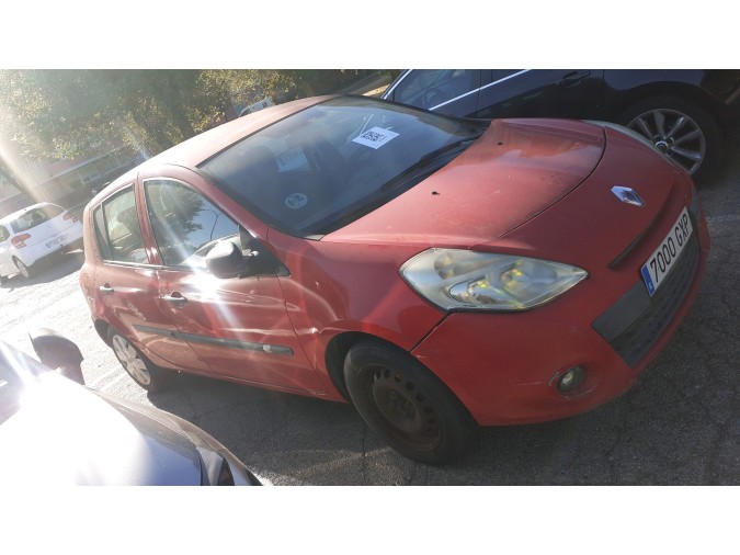FARO DELANTERO DERECHO RENAULT CLIO 2010