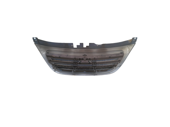 REJILLA DELANTERA CITROEN C3 2004