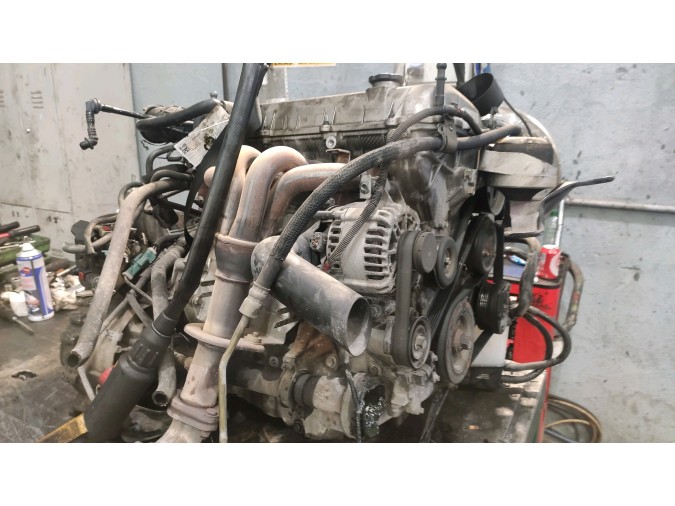 MOTOR CON ACCESORIOS Y CAJA DE CAMBIOS FORD MONDEO 2002