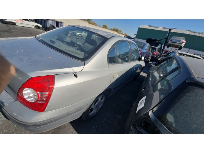 ELEVALUNAS TRASERO DERECHO HYUNDAI ELANTRA 2004