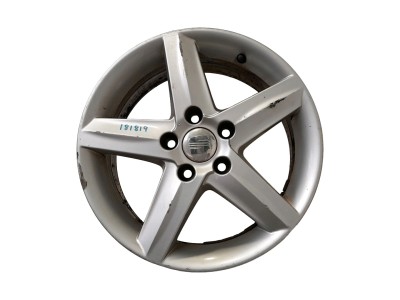 LLANTA SEAT LEON 2010