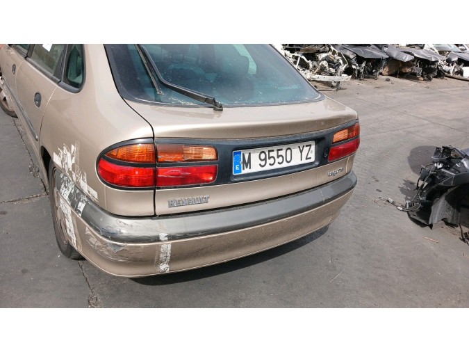Columna dirección RENAULT LAGUNA 2000