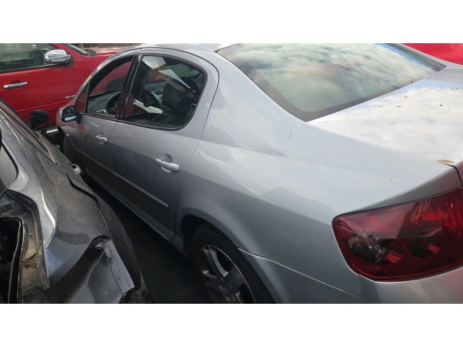 PUERTA TRASERA IZQUIERDA PEUGEOT 407 2007