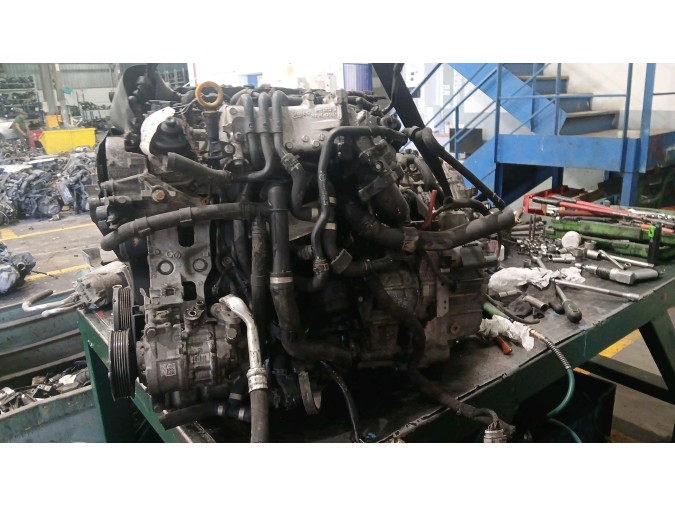 MOTOR CON ACCESORIOS Y CAJA DE CAMBIOS AUDI A3 2015