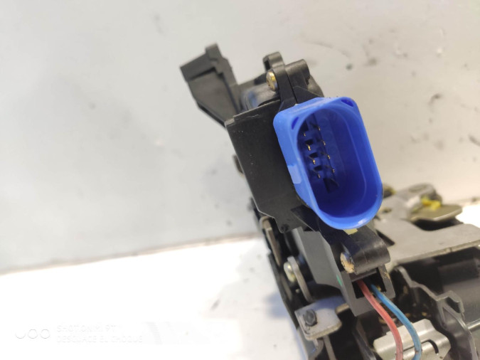 CERRADURA PUERTA DELANTERA IZQUIERDA KIA RIO 2005