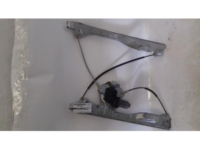 ELEVALUNAS DELANTERO DERECHO RENAULT CLIO 2009