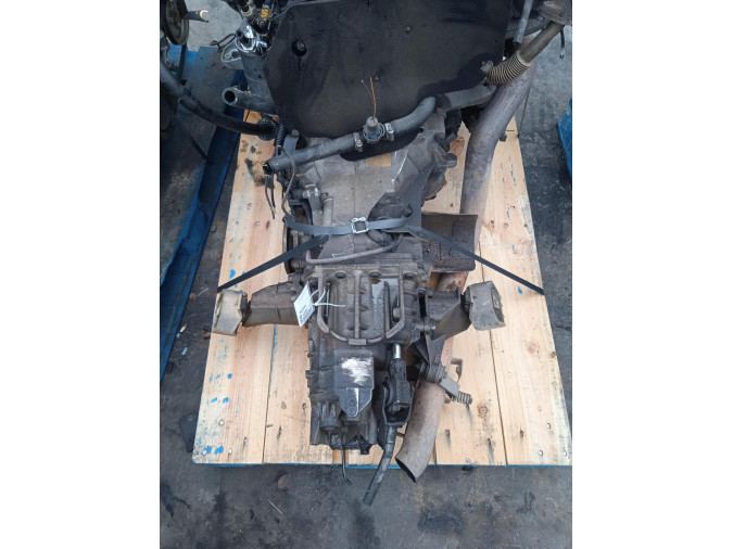 CAJA CAMBIOS AUDI 100 1994