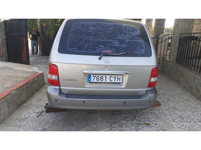 CERRADURA PUERTA TRASERA DERECHA KIA CARNIVAL 2004