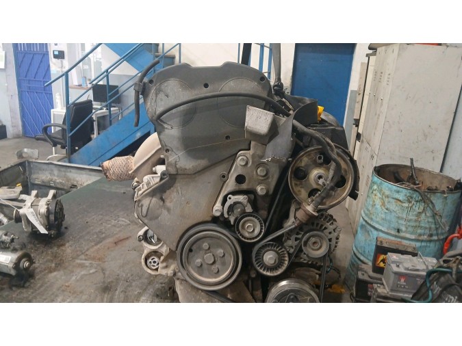 Motor CITROEN XSARA PICASSO 2001