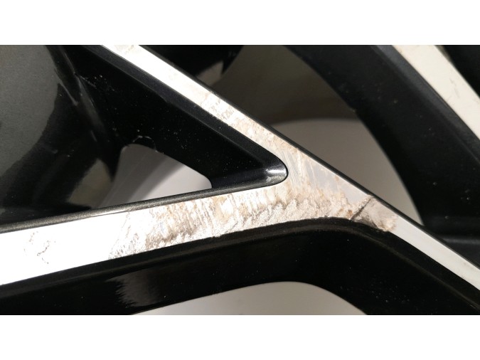 LLANTA HYUNDAI TUCSON 2018