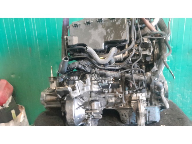 MOTOR CON ACCESORIOS Y CAJA DE CAMBIOS CITROEN XSARA PICASSO 2006