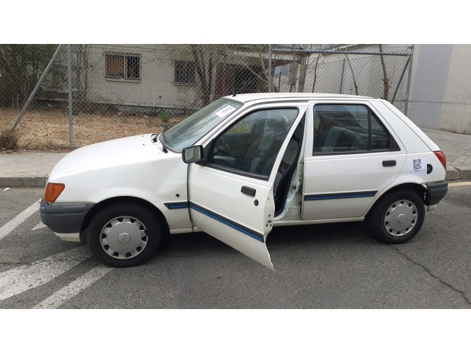 CERRADURA PUERTA DELANTERA DERECHA FORD FIESTA 1992