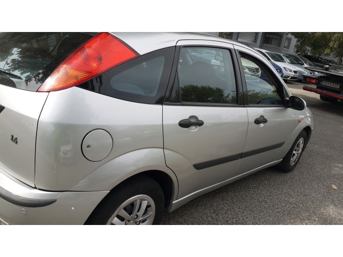 ELEVALUNAS TRASERO DERECHO FORD FOCUS 2003