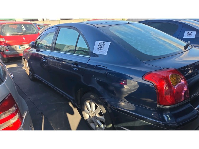 MANGUETA DELANTERA DERECHA TOYOTA AVENSIS 2004