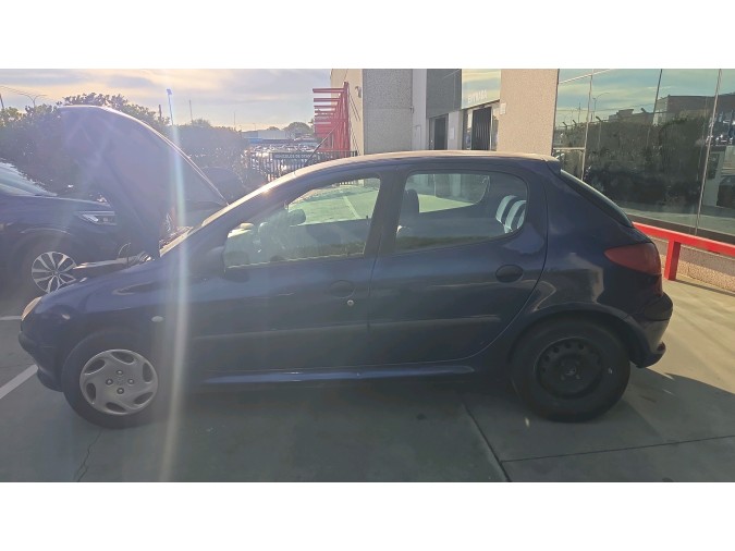 FARO DELANTERO DERECHO PEUGEOT 206 2003