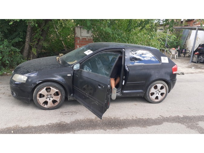 FARO DELANTERO DERECHO AUDI A3 2003