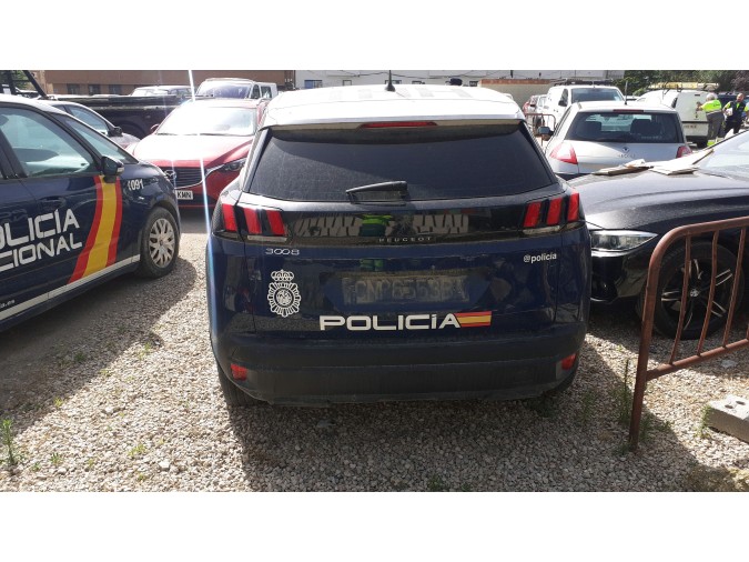 CORTE ALETA TRASERA IZQUIERDA SO PEUGEOT 3008 2016