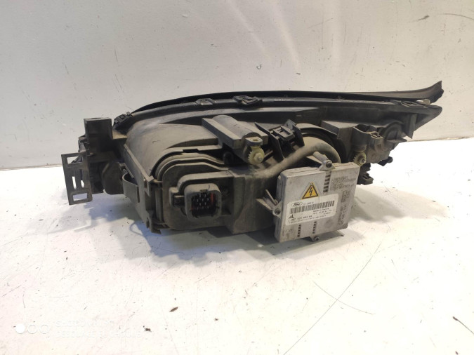 FARO DELANTERO DERECHO FORD MONDEO 2004