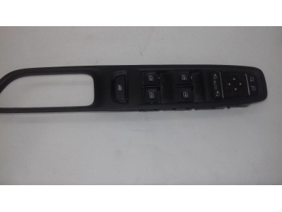 MANDO ELEVALUNAS DELANTERO IZQUIERDO RENAULT CAPTUR 2016