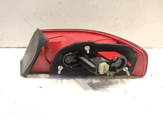 PILOTO TRASERO IZQUIERDO ALFA ROMEO 159 2006