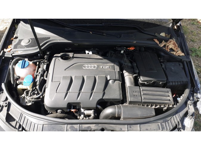 MANDO ELEVALUNAS DELANTERO DERECHO AUDI A3 2008