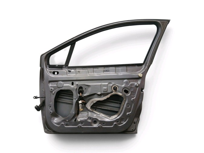 PUERTA DELANTERA DERECHA RENAULT CLIO GRIS 2015