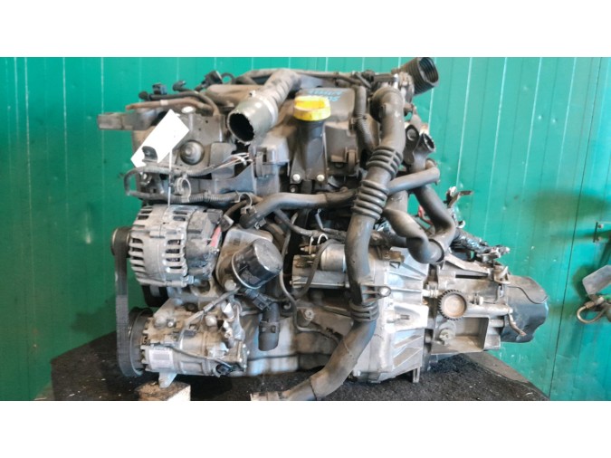 Motor RENAULT CLIO 2015