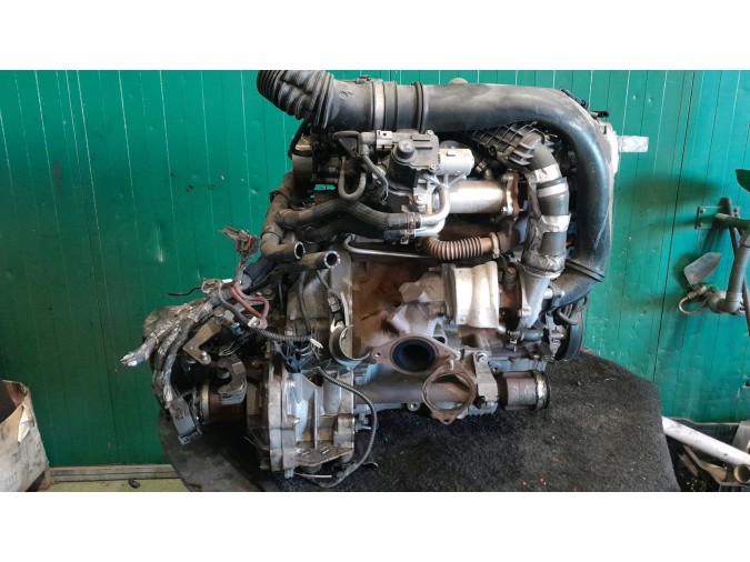 Motor RENAULT CLIO 2015