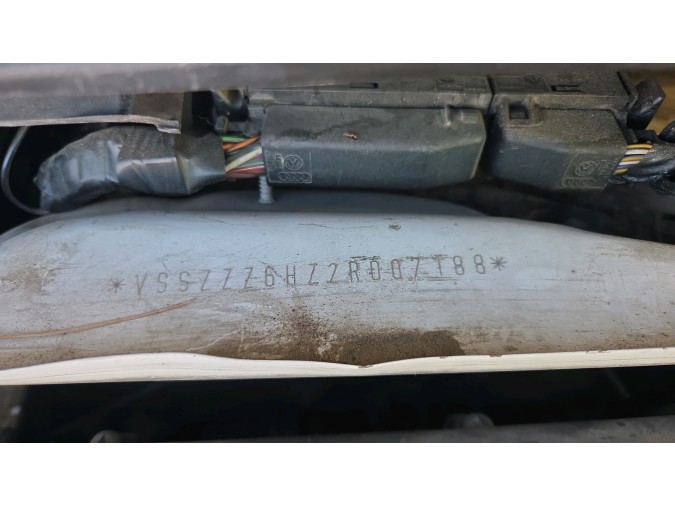 CERRADURA PORTÓN TRASERO SEAT AROSA 2002