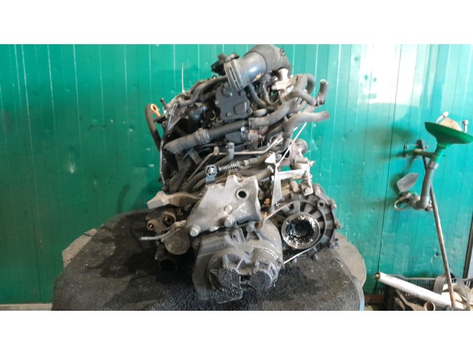 Motor VOLKSWAGEN TOURAN 2004