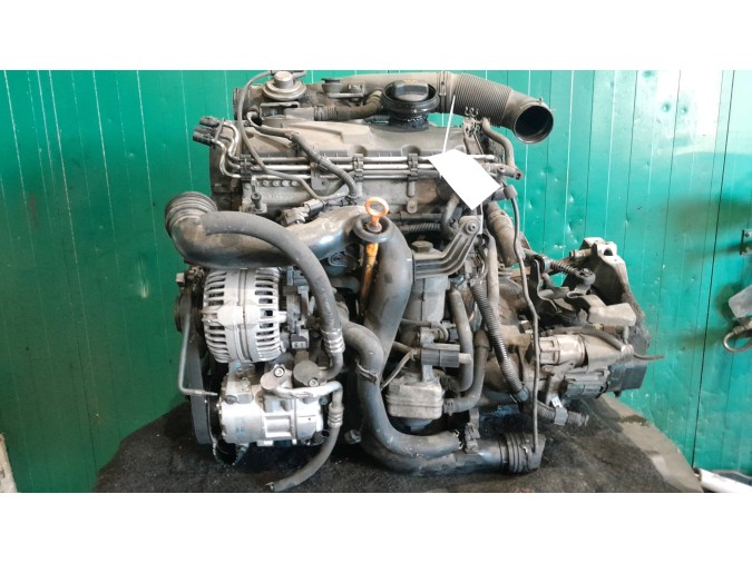 Motor VOLKSWAGEN TOURAN 2004