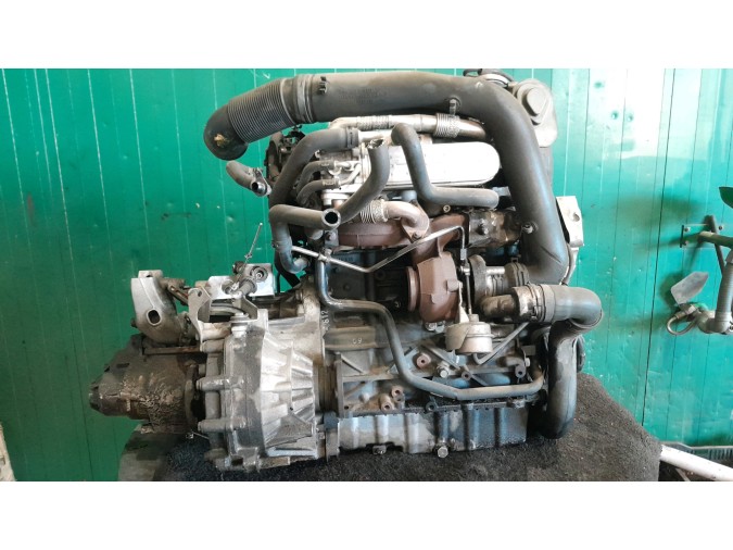 Motor VOLKSWAGEN TOURAN 2004