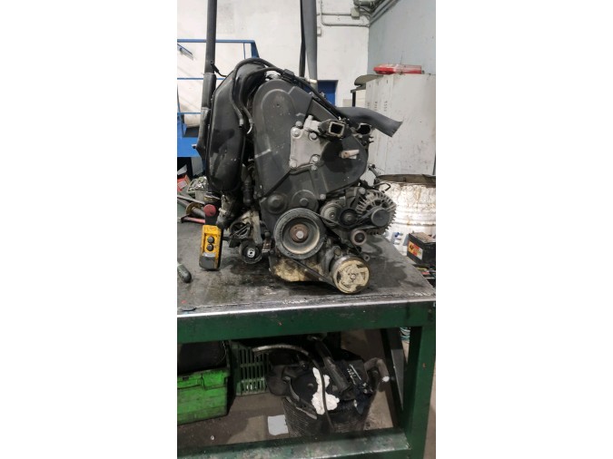 Motor PEUGEOT 307 2003