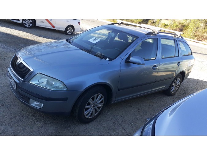 ELEVALUNAS TRASERO DERECHO SKODA OCTAVIA 2006