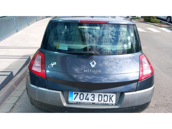 PILOTO TRASERO IZQUIERDO RENAULT MÉGANE 2004
