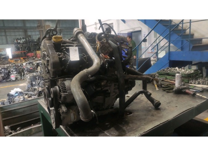 Motor RENAULT MÉGANE 2004