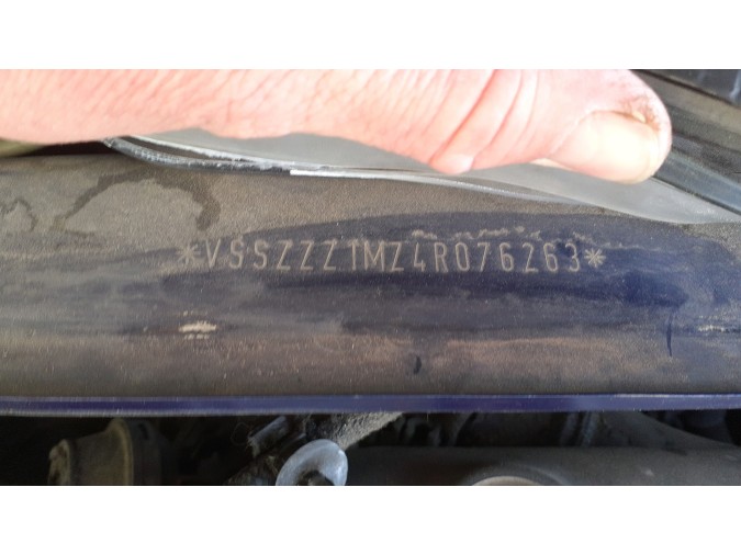 FARO DELANTERO IZQUIERDO SEAT LEON 2004