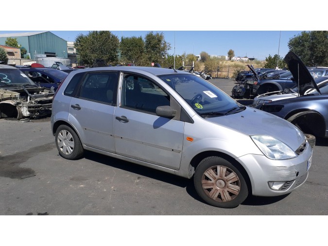 CERRADURA PORTÓN TRASERO FORD FIESTA 2004