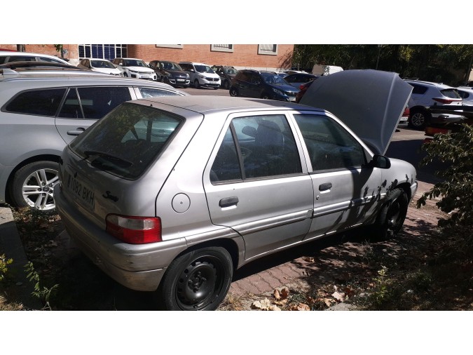 FARO DELANTERO DERECHO CITROEN SAXO 2001
