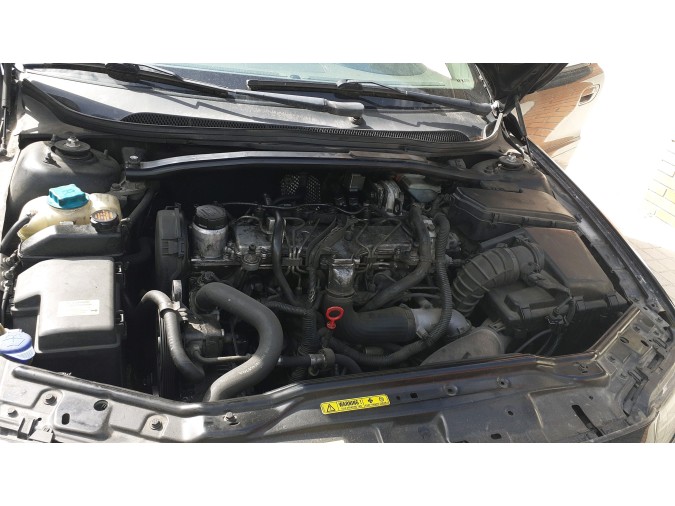 Motor VOLVO S60 2003