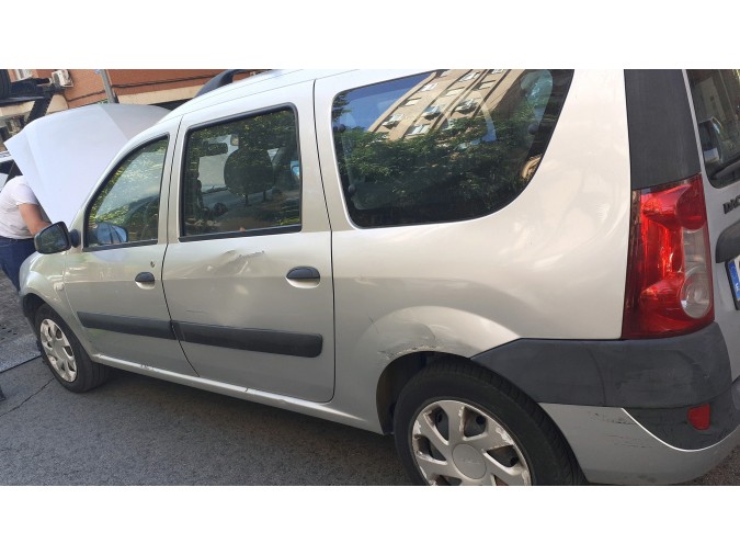MANDO ELEVALUNAS DELANTERO IZQUIERDO DACIA LOGAN 2009