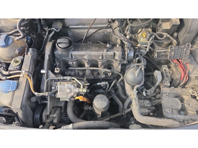 MECANICA TRASERA	 VOLKSWAGEN GOLF 2000