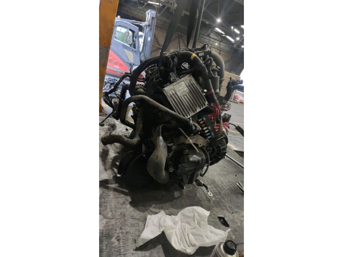 Motor DACIA LOGAN 2006