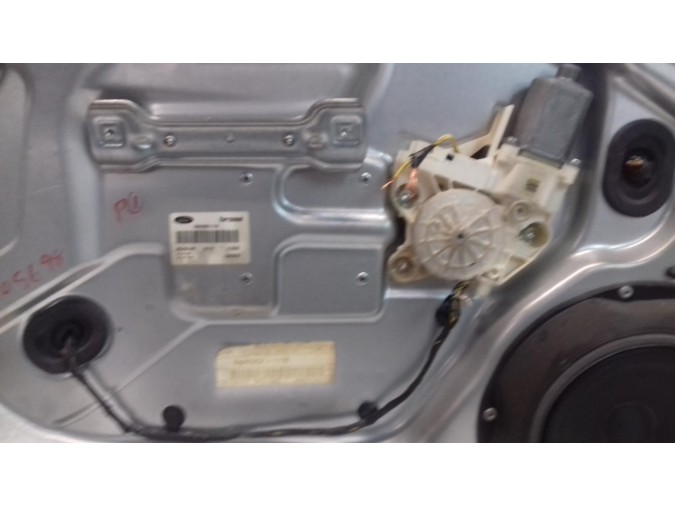 ELEVALUNAS DELANTERO IZQUIERDO FORD FOCUS 2006