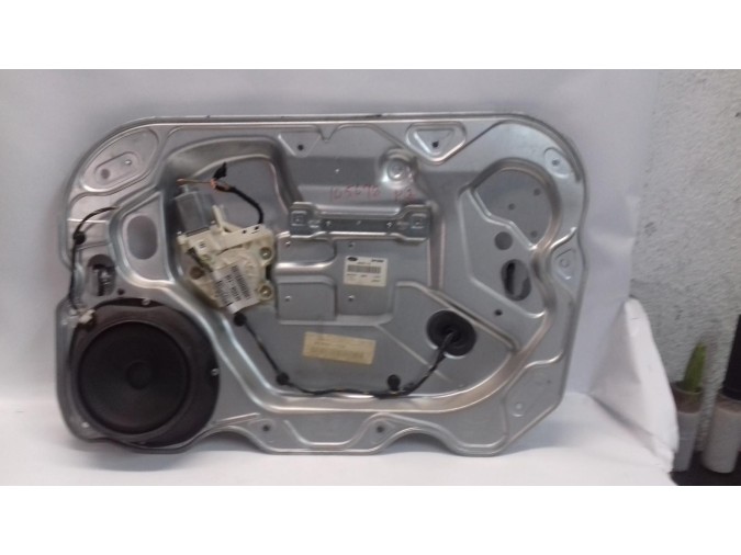 ELEVALUNAS DELANTERO DERECHO FORD FOCUS 2006