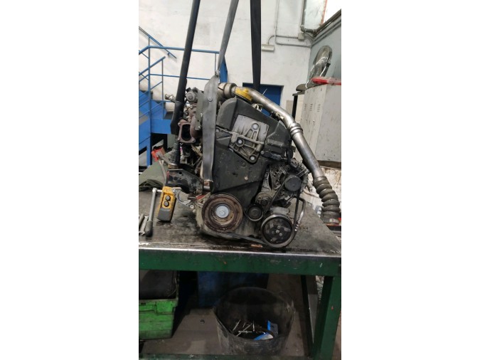 Motor RENAULT MODUS 2006