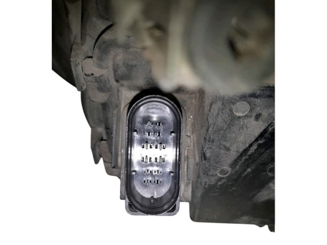 FARO DERECHO VOLKSWAGEN GOLF 2001