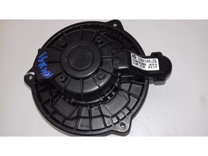 MOTOR DEL CALENTADOR KIA SPORTAGE 2017