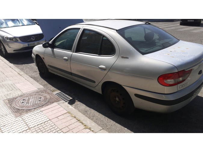 CERRADURA PUERTA TRASERA IZQUIERDA RENAULT MÉGANE CLASSIC 2003